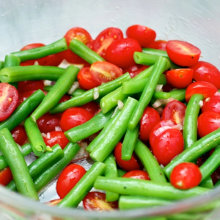 green-bean-cherry-tomato-salad-recipe-220x220.jpg